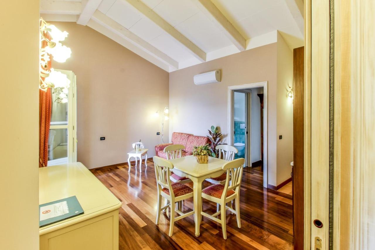 Residence Villa Il Casale - Appartamenti Wellness E Piscina Riscaldata Tovo San Giacomo Екстериор снимка