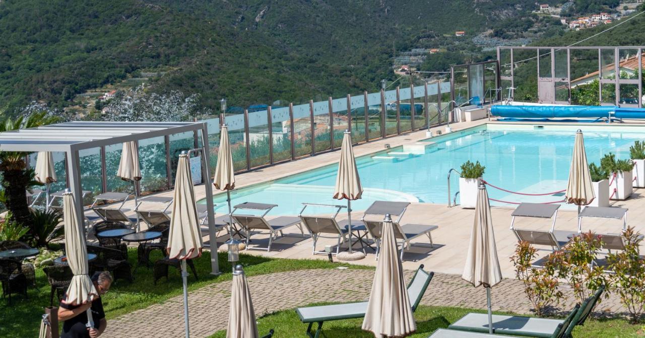 Residence Villa Il Casale - Appartamenti Wellness E Piscina Riscaldata Tovo San Giacomo Екстериор снимка