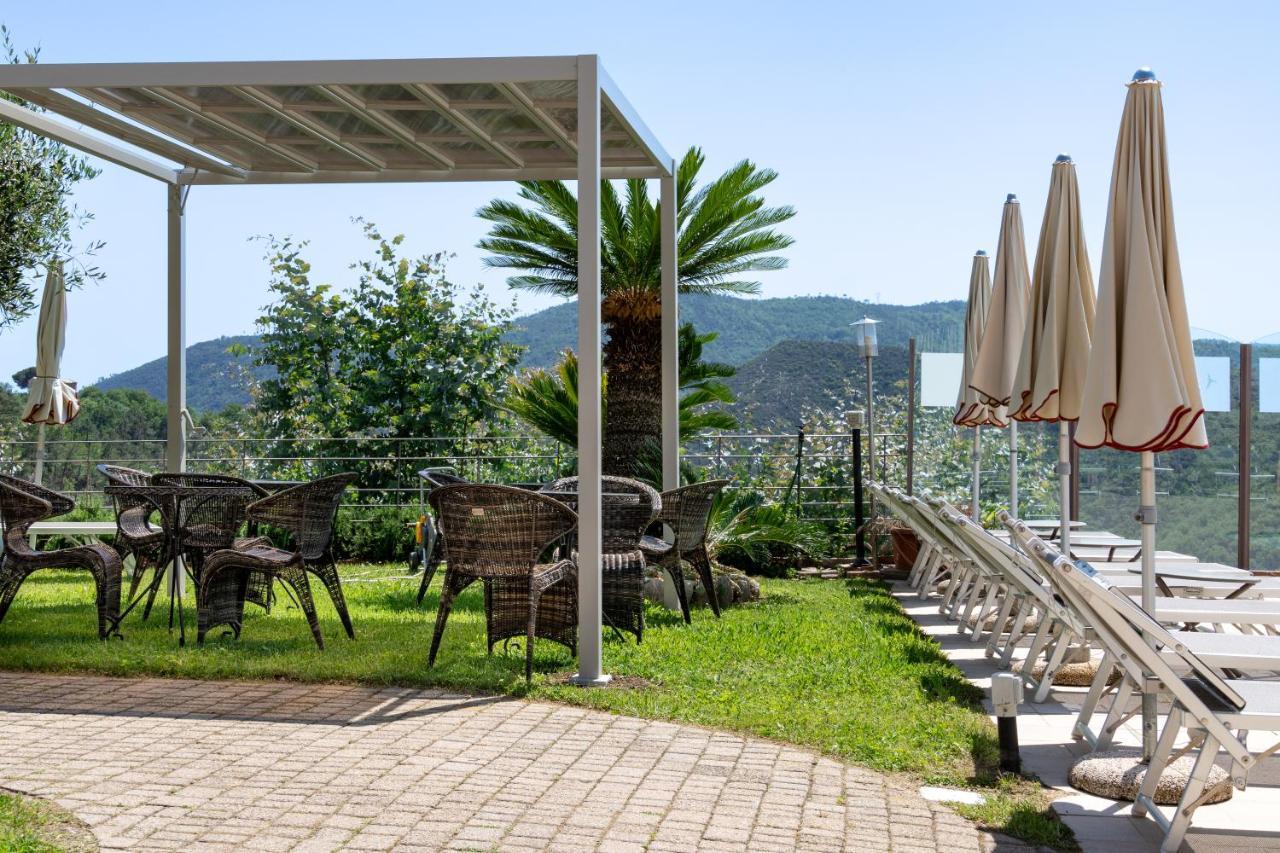 Residence Villa Il Casale - Appartamenti Wellness E Piscina Riscaldata Tovo San Giacomo Екстериор снимка