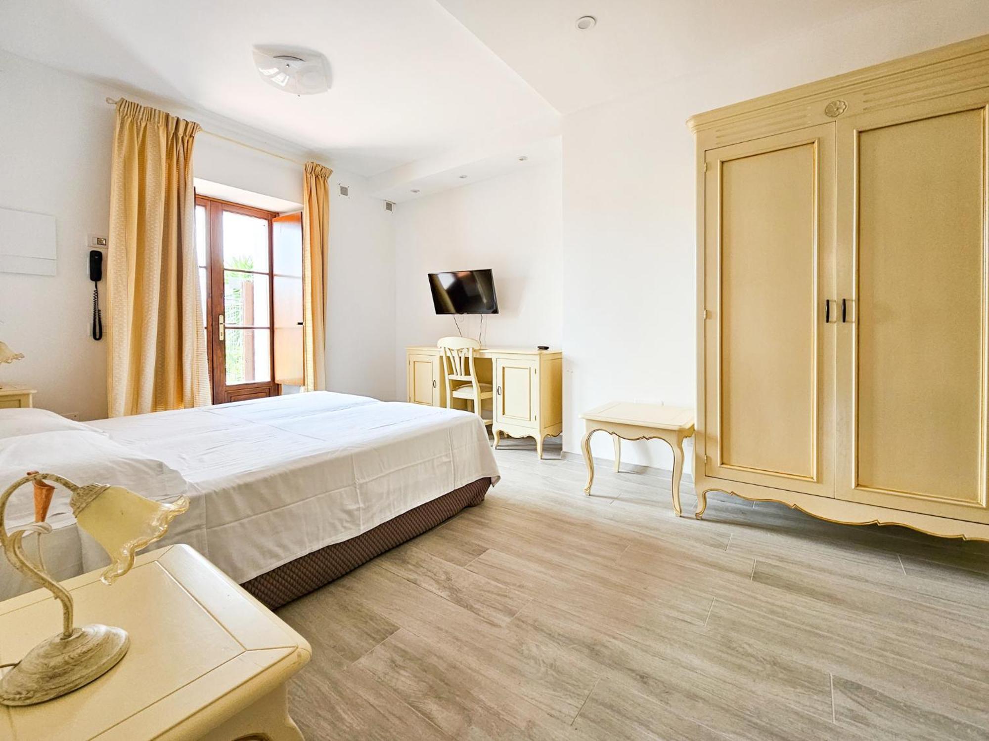 Residence Villa Il Casale - Appartamenti Wellness E Piscina Riscaldata Tovo San Giacomo Екстериор снимка