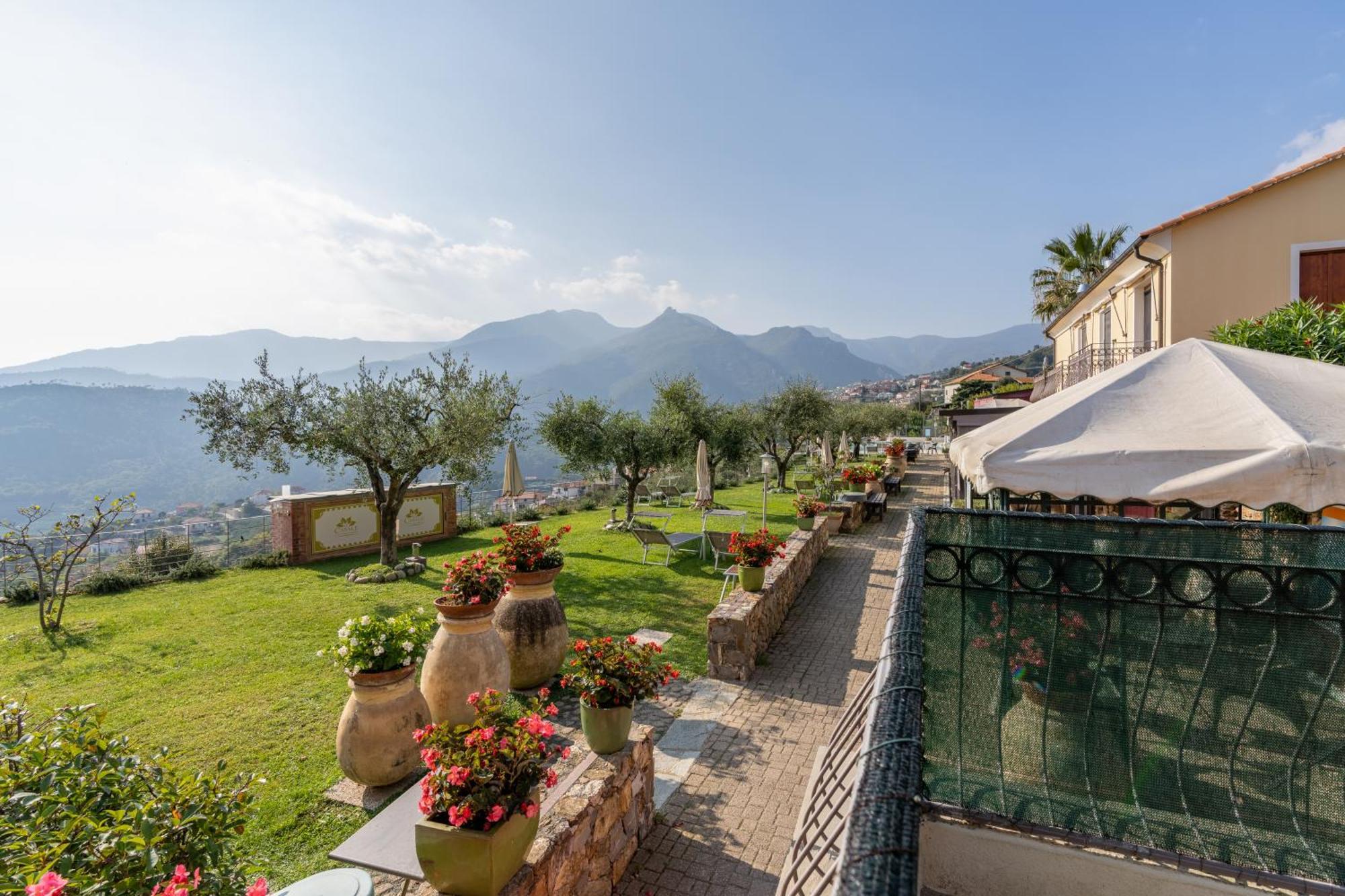 Residence Villa Il Casale - Appartamenti Wellness E Piscina Riscaldata Tovo San Giacomo Екстериор снимка