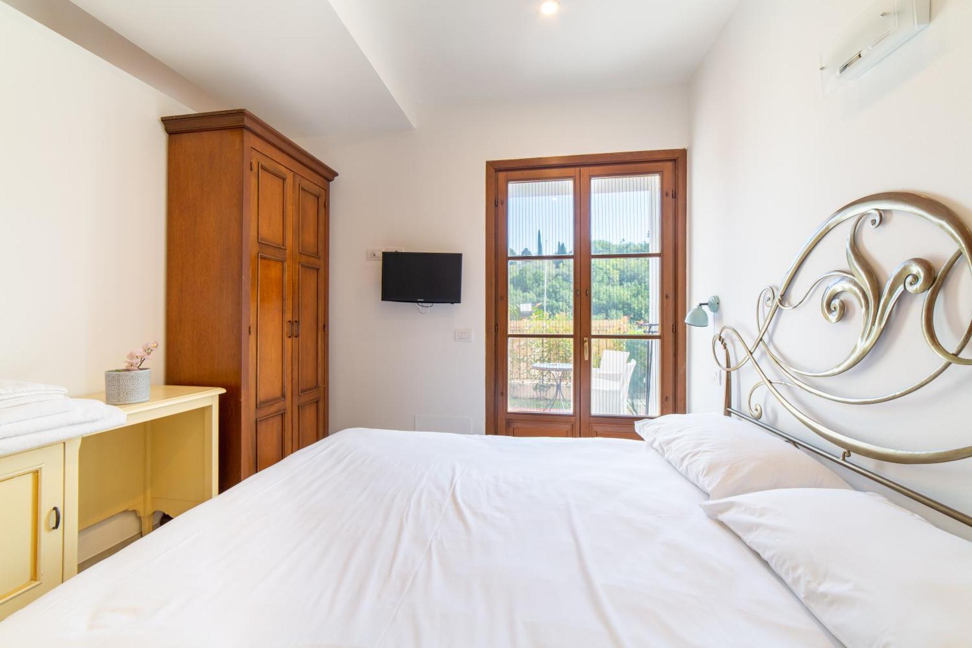 Residence Villa Il Casale - Appartamenti Wellness E Piscina Riscaldata Tovo San Giacomo Екстериор снимка