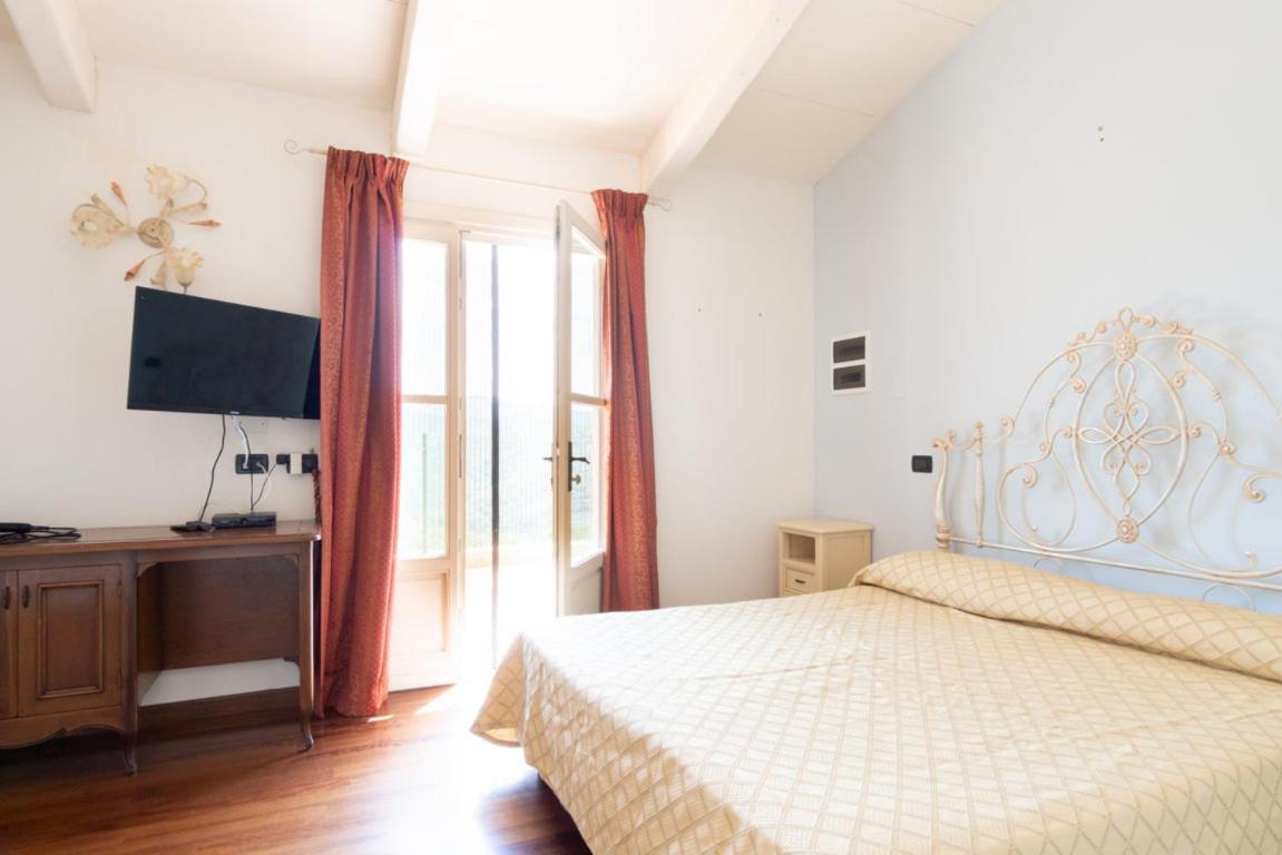 Residence Villa Il Casale - Appartamenti Wellness E Piscina Riscaldata Tovo San Giacomo Екстериор снимка