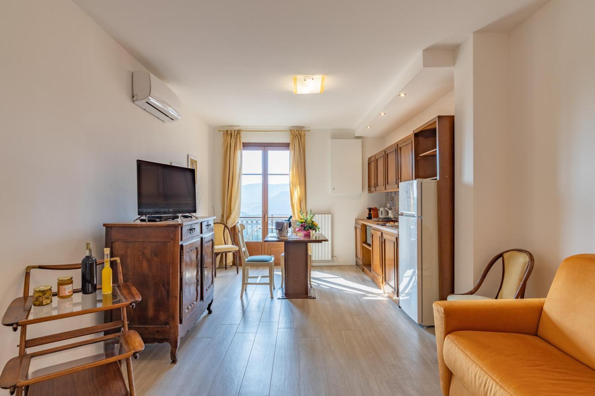 Residence Villa Il Casale - Appartamenti Wellness E Piscina Riscaldata Tovo San Giacomo Екстериор снимка