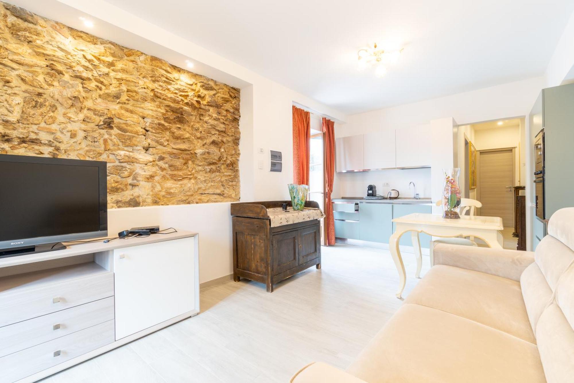 Residence Villa Il Casale - Appartamenti Wellness E Piscina Riscaldata Tovo San Giacomo Екстериор снимка