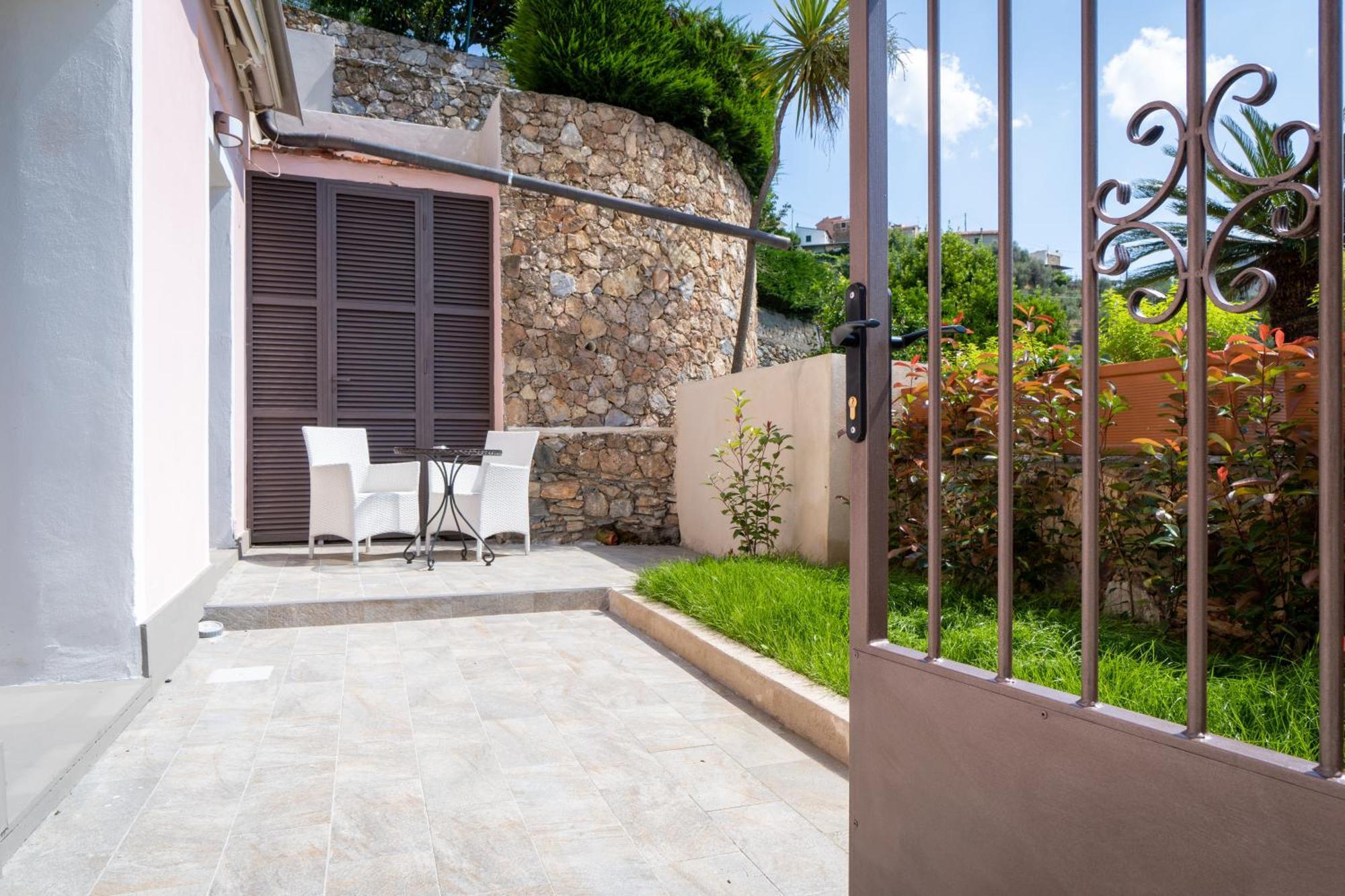 Residence Villa Il Casale - Appartamenti Wellness E Piscina Riscaldata Tovo San Giacomo Екстериор снимка